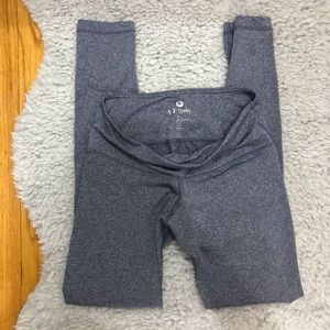 90 Degree by Reflex | Gray Leggings